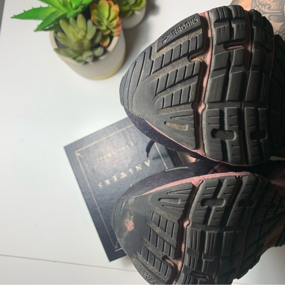 BROOKS | Women’s Adrenaline GTS 21 - Sz 9 Wide (D) - Picture 10 of 11